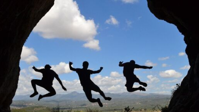 Il salto dell'amicizia &copy; Pixabay