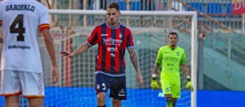 Riccardo Cargnelutti, difensore del Crotone - © Facebook / FcCrotone