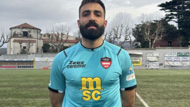 Mirko Albertazzi, portiere del Sorrento - &copy; Sorrento Calcio