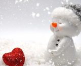 Pupazzo di neve con un cuore © Pixabay