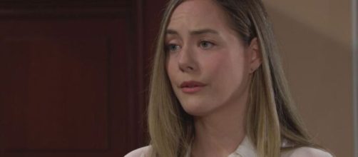 Annika Noelle nei panni di Hope Logan | © Mediaset.