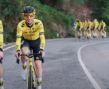 Simon Yates in allenamento con la Visma - © Youtube Visma Lease a Bike.