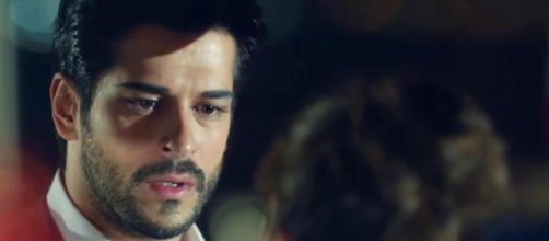 In foto Kemal di Endless Love (screenshot © Canale 5)