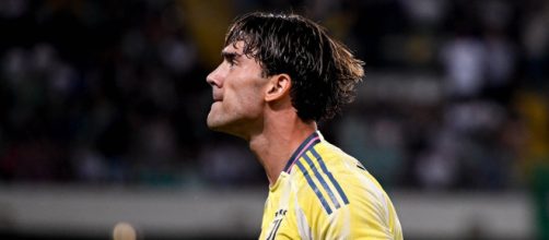 Dusan Vlahovic in azione con la Juventus © X