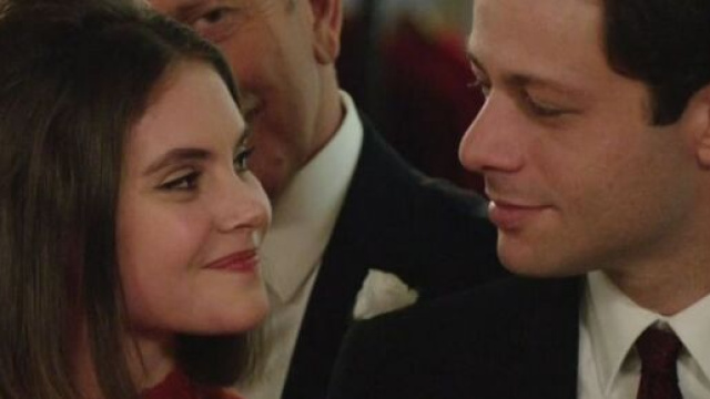 In foto Alfredo e Clara de Il paradiso delle signore (screenshot © Rai)