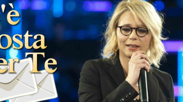 Il logo di C'&egrave; posta per te e Maria De Filippi &copy; Mediaset