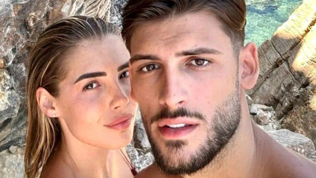 Martina De Ioannon e Ciro Solimeno - © Instagram.