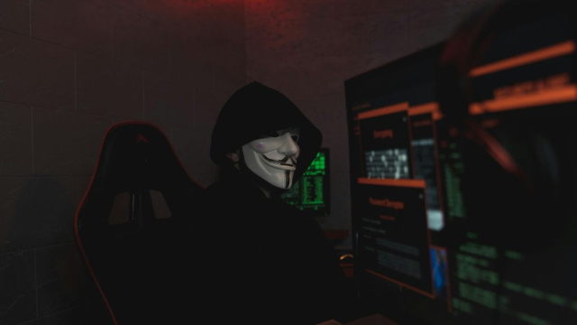 Immagine di un hacker (© pexels)