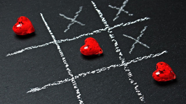 In foto tris di cuori rossi © Pixabay