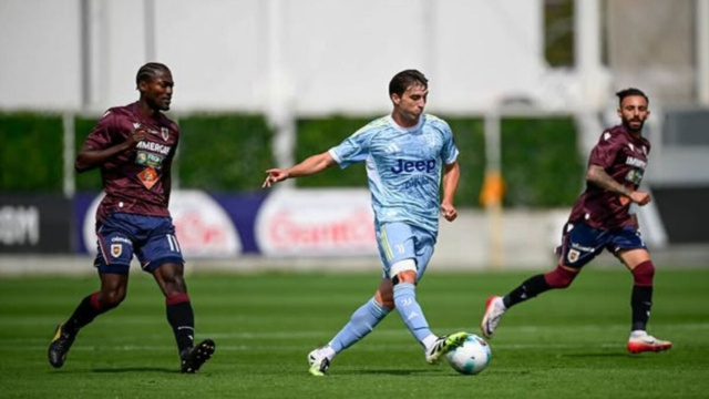 Fabio Miretti in azione con la maglia della Juventus © Instagram