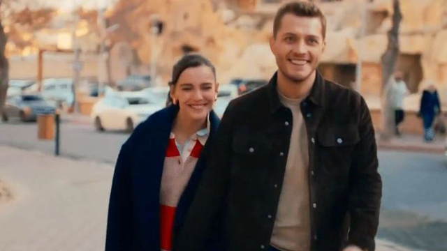 In foto Melek e Cihan © Mediaset.