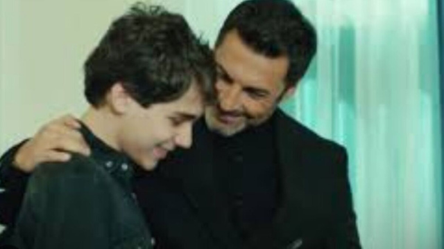 Erim e Kaya in Forbidden Fruit – © Canale 5.