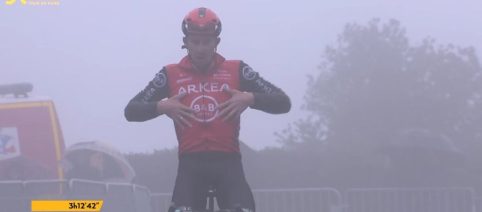 Ciclismo, il nuovo World Tour 2026: arriva Pinarello, Israel cambia nome, addio Arkéa