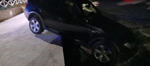 Incidente stradale nel crotonese: autovettura finisce fuori strada