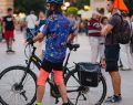 Otto ore obbligatorie in bici per ottenere la patente, la proposta è divisiva