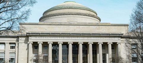 Superconduttività non convenzionale in grafene 'magic‑angle': prove sperimentali da MIT