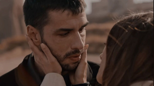 In foto: Nuh nella soap – © Mediaset.