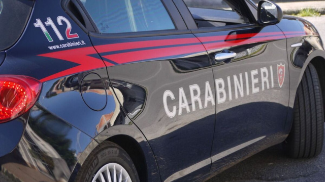 Auto dei Carabinieri in servizio - &copy; Facebook / Carabinieri