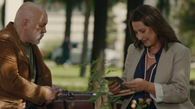 Sezai e Guzide © Screenshot Tradimento.