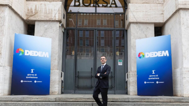 Il gruppo Dedem il primo giorno di quotazione © Dedem