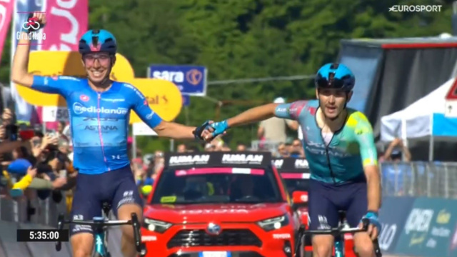 Scaroni e Fortunato al Giro d'Italia - © Screenshot Eurosport