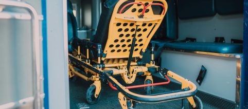 Morto l'operaio rimasto sotto le macerie per 11 ore dopo il crollo della Torre dei Conti