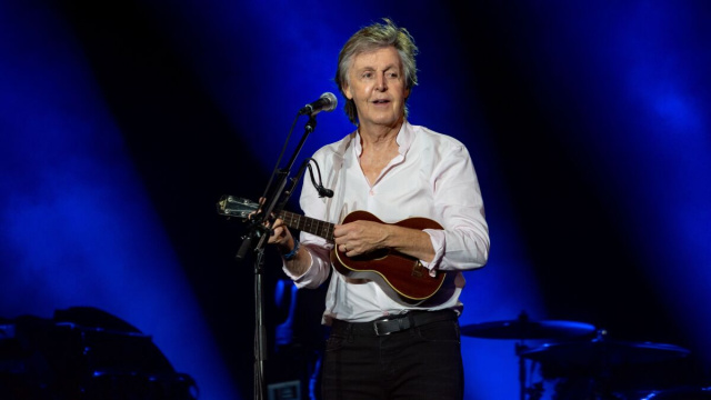 Paul McCartney durante un concerto nel 2018 (© Wikimedia Commons)
