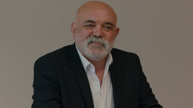 Sezai in una scena di Tradimento – © Mediaset.