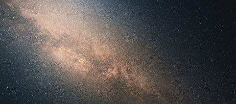 Previsioni zodiacali del 2 dicembre: Vergine attenta e Pesci curiosi