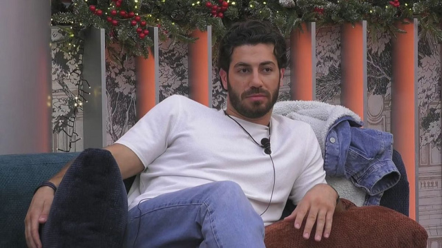 In foto Omer, concorrente del Grande Fratello &copy; Mediaset