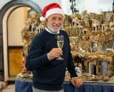 Raffaele Giordano (Patrizio Rispo) &copy; Un Posto al Sole Rai - Immagine rielaborata con IA.