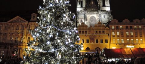 Natale e Capodanno, consigli di viaggio last minute e mete low-cost: da Perugia a Budapest