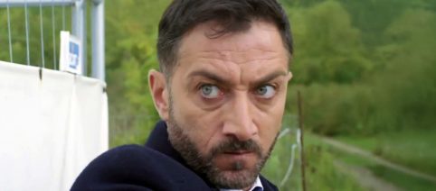 Un posto al sole, trame al 26 dicembre: Gennaro Gagliotti rischia di finire in prigione