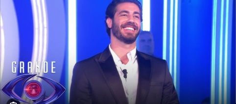 Grande Fratello, chi vince secondo i sondaggi: Elomari in testa con il 41% dei voti