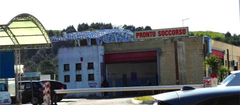 Incidente a Crotone: un minorenne investe un ultrasessantenne sulle strisce pedonali