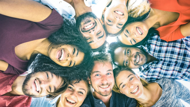 Un'app per fare amicizia oltre Facebook? GQ Italia &copy; Creative Commons