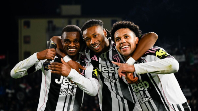 Pierre Kalulu, Khephren Thuram e Weston McKennie. Foto &copy; Juventus