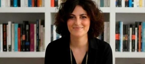 Intervista ad Antonella Perrotta: 'La scrittura come atto d'amore e denuncia'