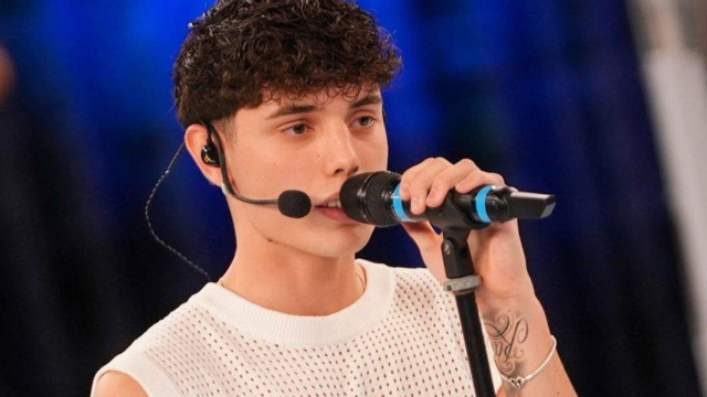 In foto: Riccardo, allievo di Amici © Mediaset.