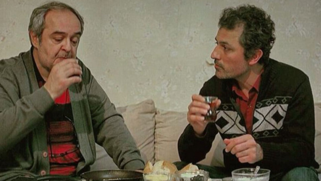 Enver e Arif © La forza di una donna.