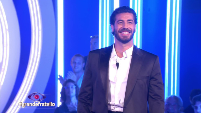 In foto: Omer del GF © Mediaset.