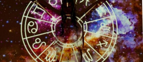 La ruota astrologica (© Pexels)