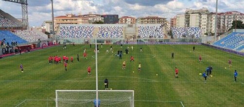 Lo Stadio Comunale Ezio Scida di Crotone - © Francesco Trabassi