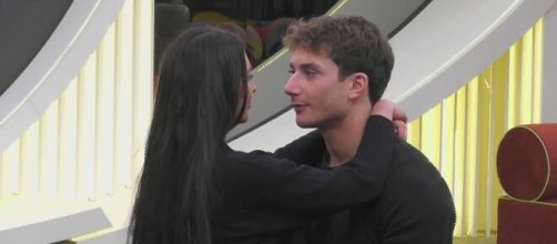 Maria Vittoria Minghetti e Tommaso Franchi (© Grande Fratello/Mediaset).