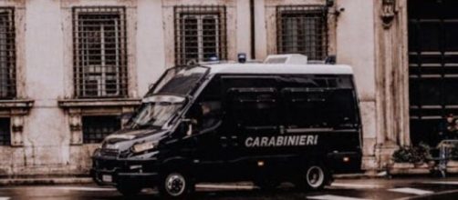 Un mezzo dei Carabinieri - Foto © Pexels