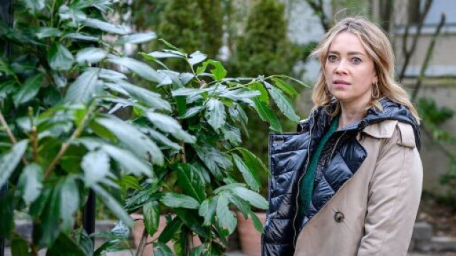 Greta in una scena di Tempesta d'amore © Mediaset.