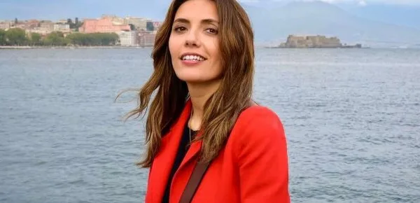 In foto Serena Rossi in Mina Settembre, © Rai