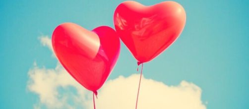 Palloncini a forma di cuore © Pixabay