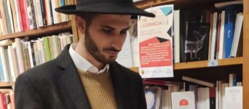 Il poeta Lorenzo Pataro - Foto Profilo © Facebook Pataro