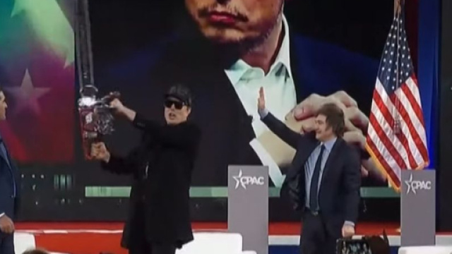 Elon Musk e Javier Milei alla conferenza Cpac &copy; Screenshot dalla diretta Cpac